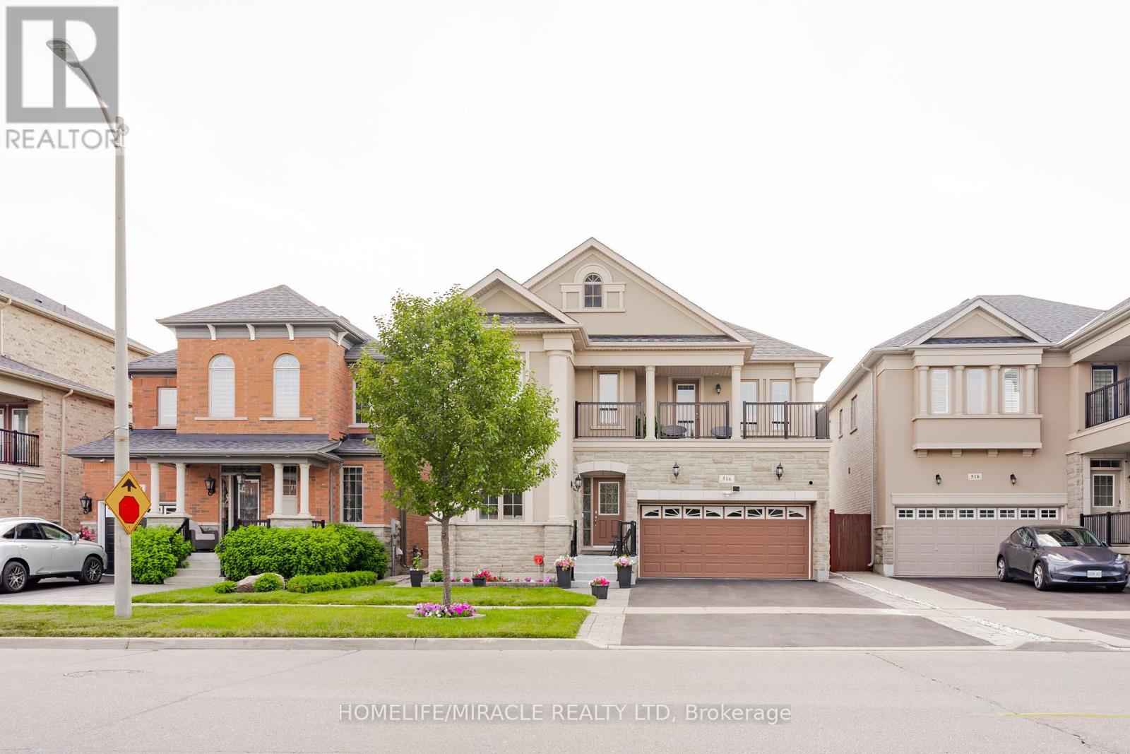 516 VELLORE WOODS BOULEVARD, Vaughan, Ontario