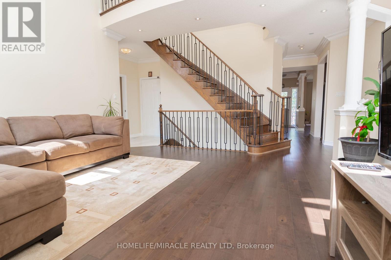 516 Vellore Woods Boulevard, Vaughan, Ontario  L4H 2W3 - Photo 19 - N12580078