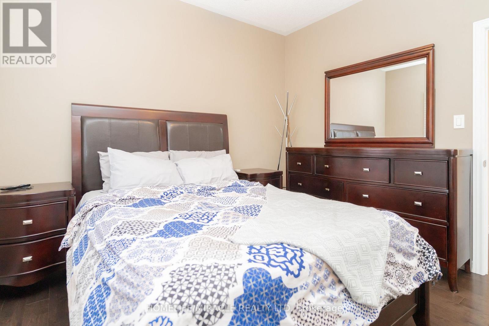 516 Vellore Woods Boulevard, Vaughan, Ontario  L4H 2W3 - Photo 33 - N12580078