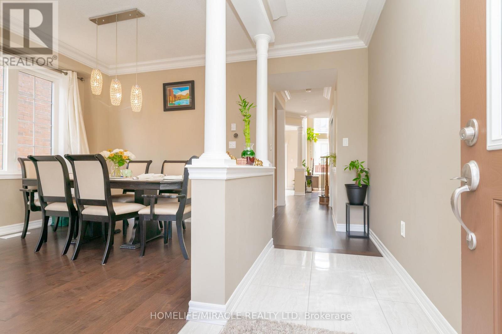 516 Vellore Woods Boulevard, Vaughan, Ontario  L4H 2W3 - Photo 5 - N12580078