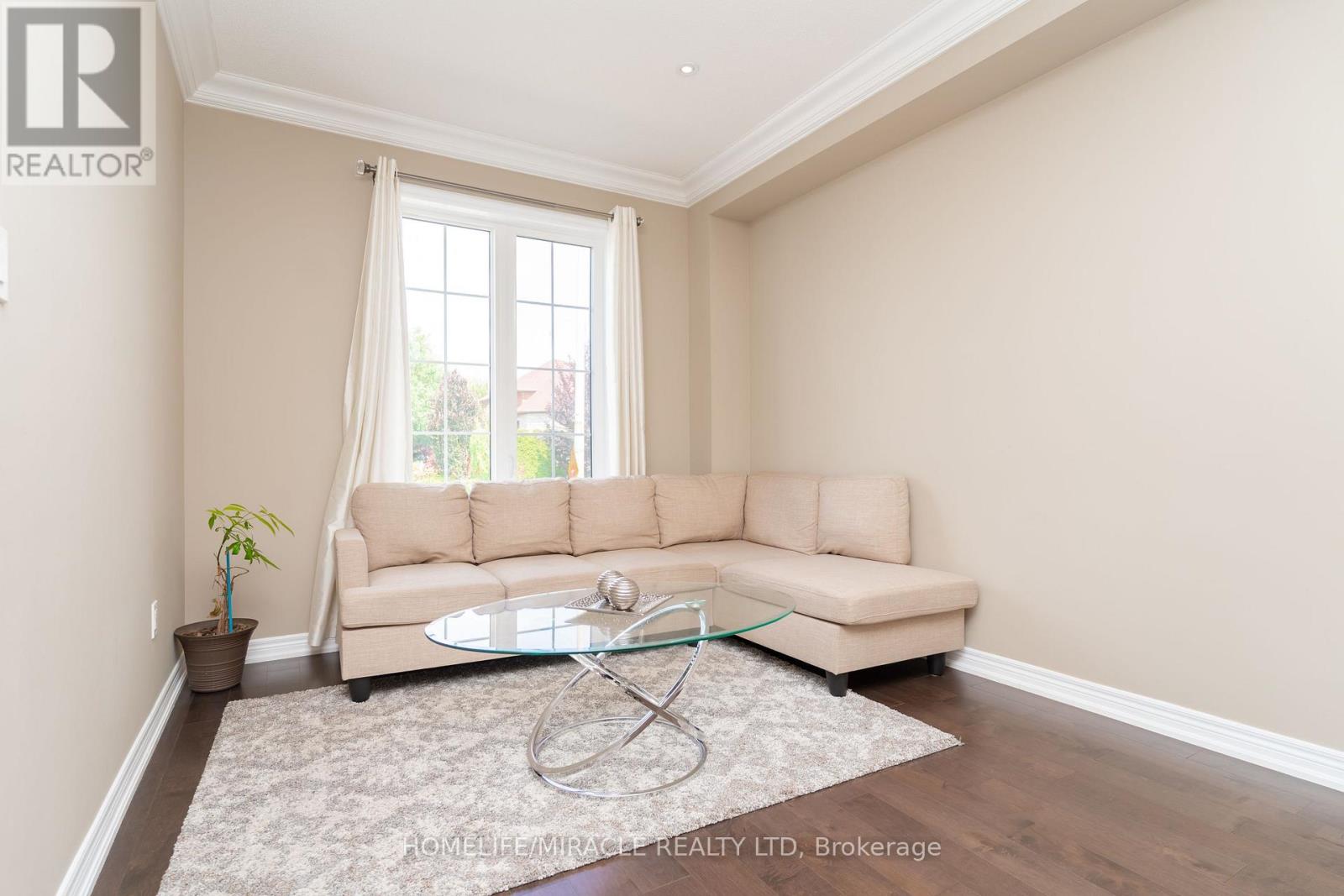 516 Vellore Woods Boulevard, Vaughan, Ontario  L4H 2W3 - Photo 7 - N12580078