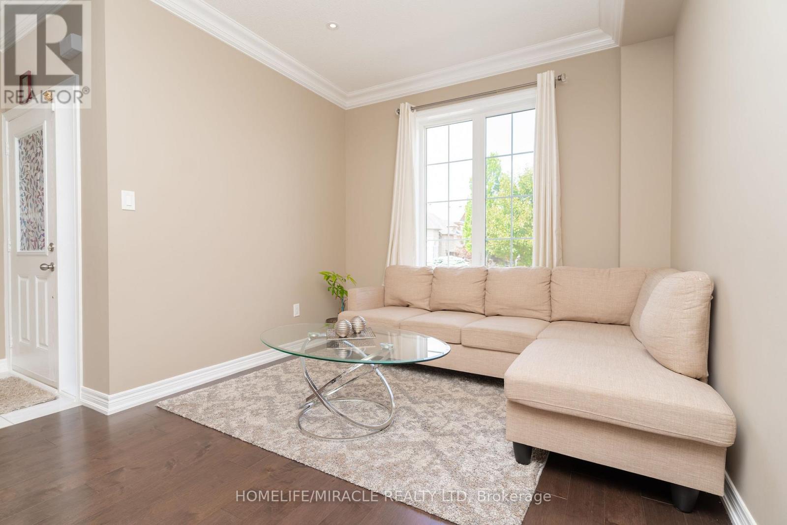 516 Vellore Woods Boulevard, Vaughan, Ontario  L4H 2W3 - Photo 8 - N12580078