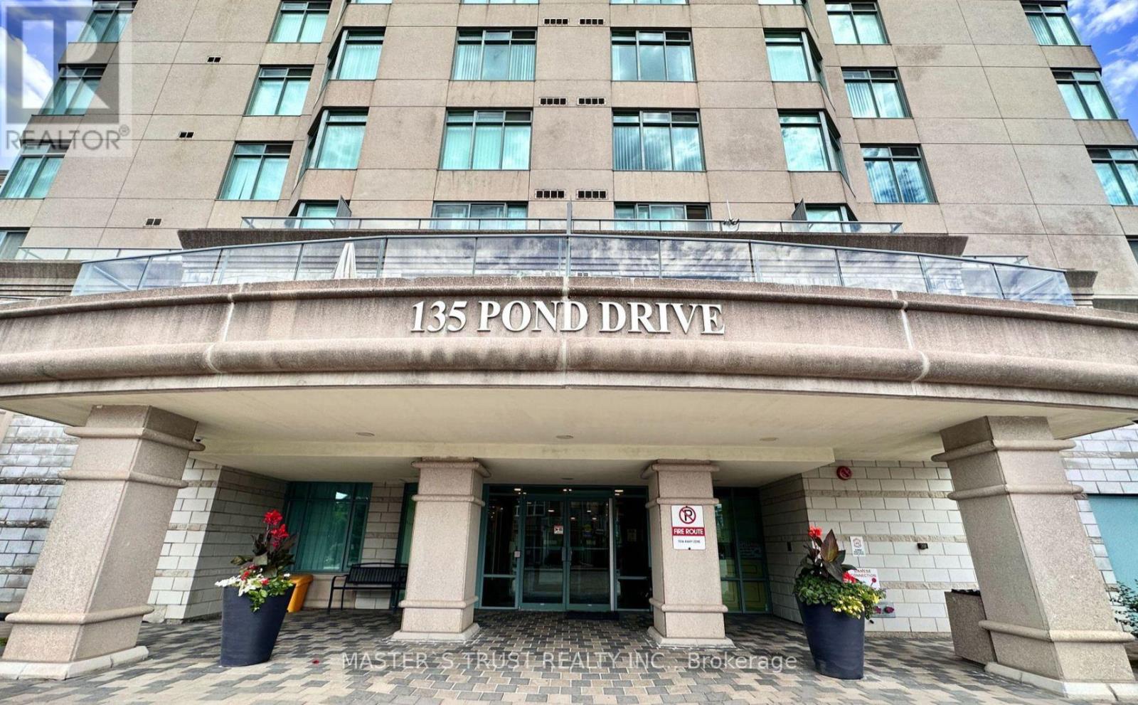 1001 - 135 Pond Drive, Markham, Ontario  L3T 7V6 - Photo 2 - N12580134