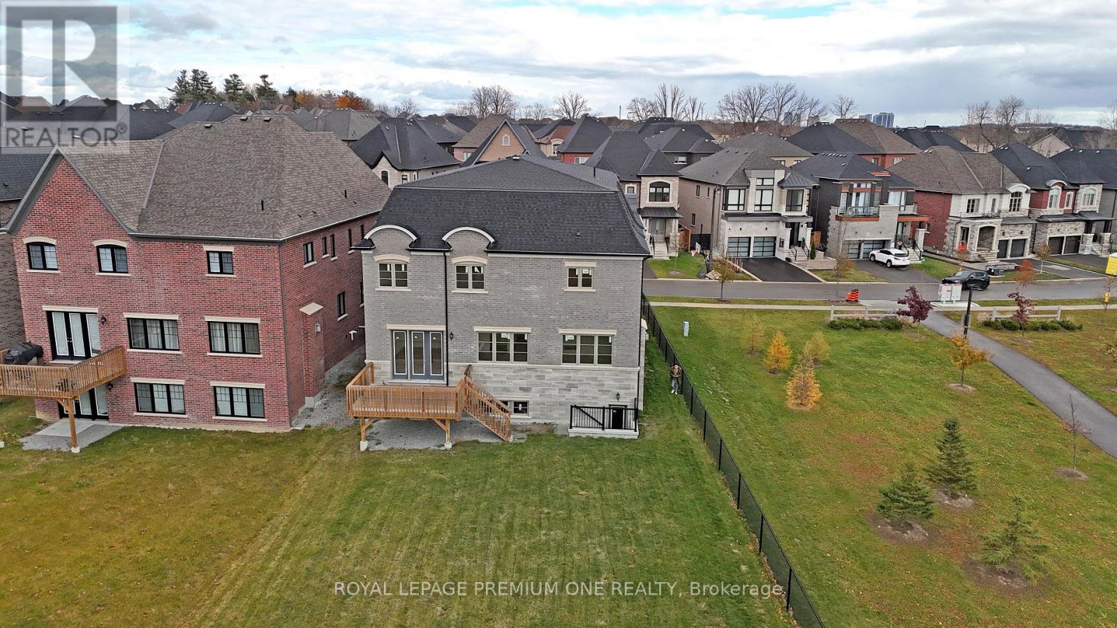 130 Cannes Avenue, Vaughan, Ontario  L4H 5A8 - Photo 19 - N12580222