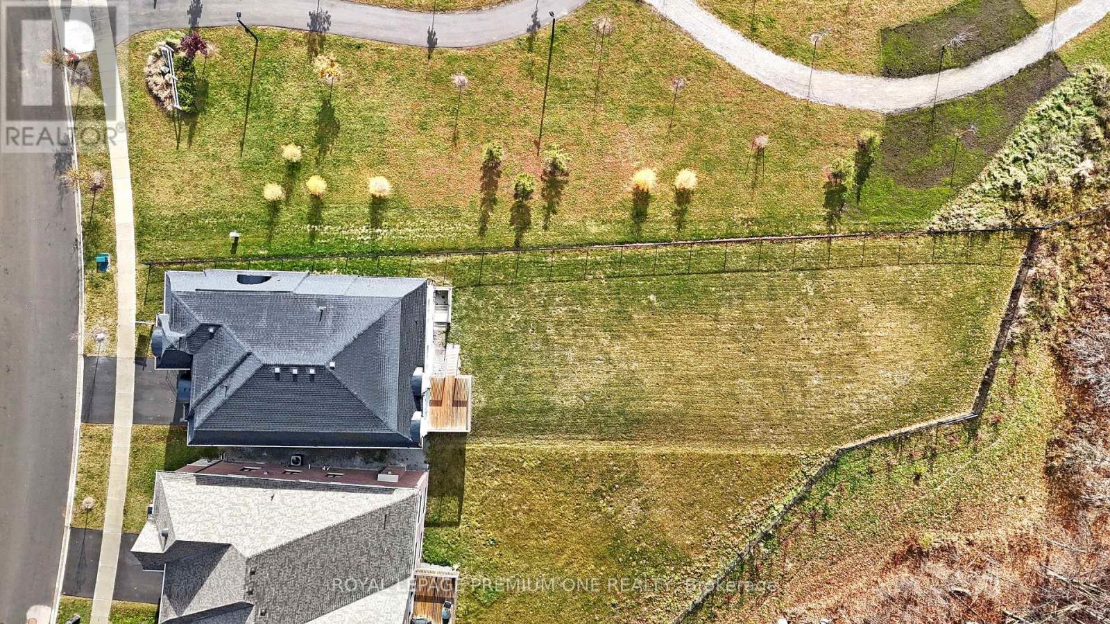 130 Cannes Avenue, Vaughan, Ontario  L4H 5A8 - Photo 45 - N12580222