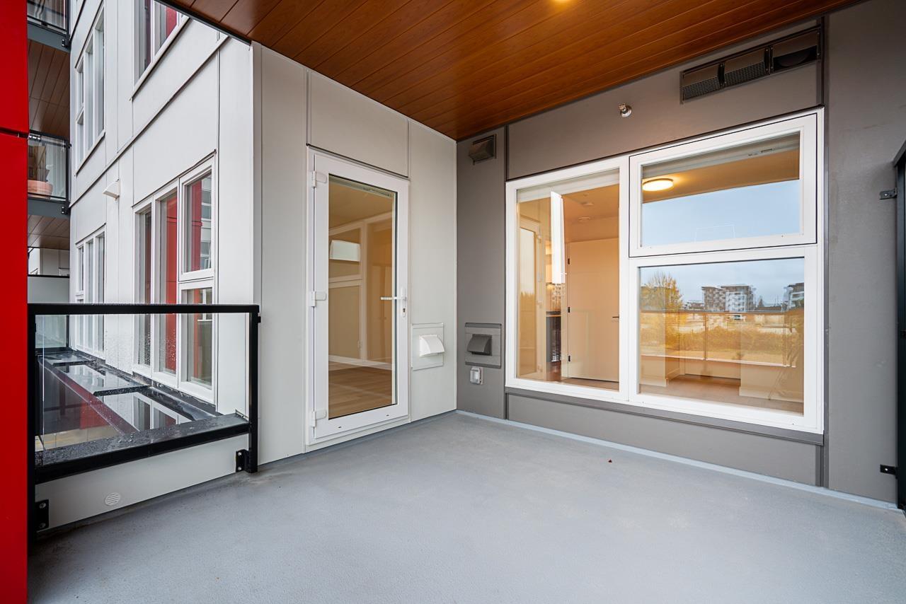 A310 7980 206a Street, Langley, British Columbia  V2Y 3Z8 - Photo 4 - R3070403