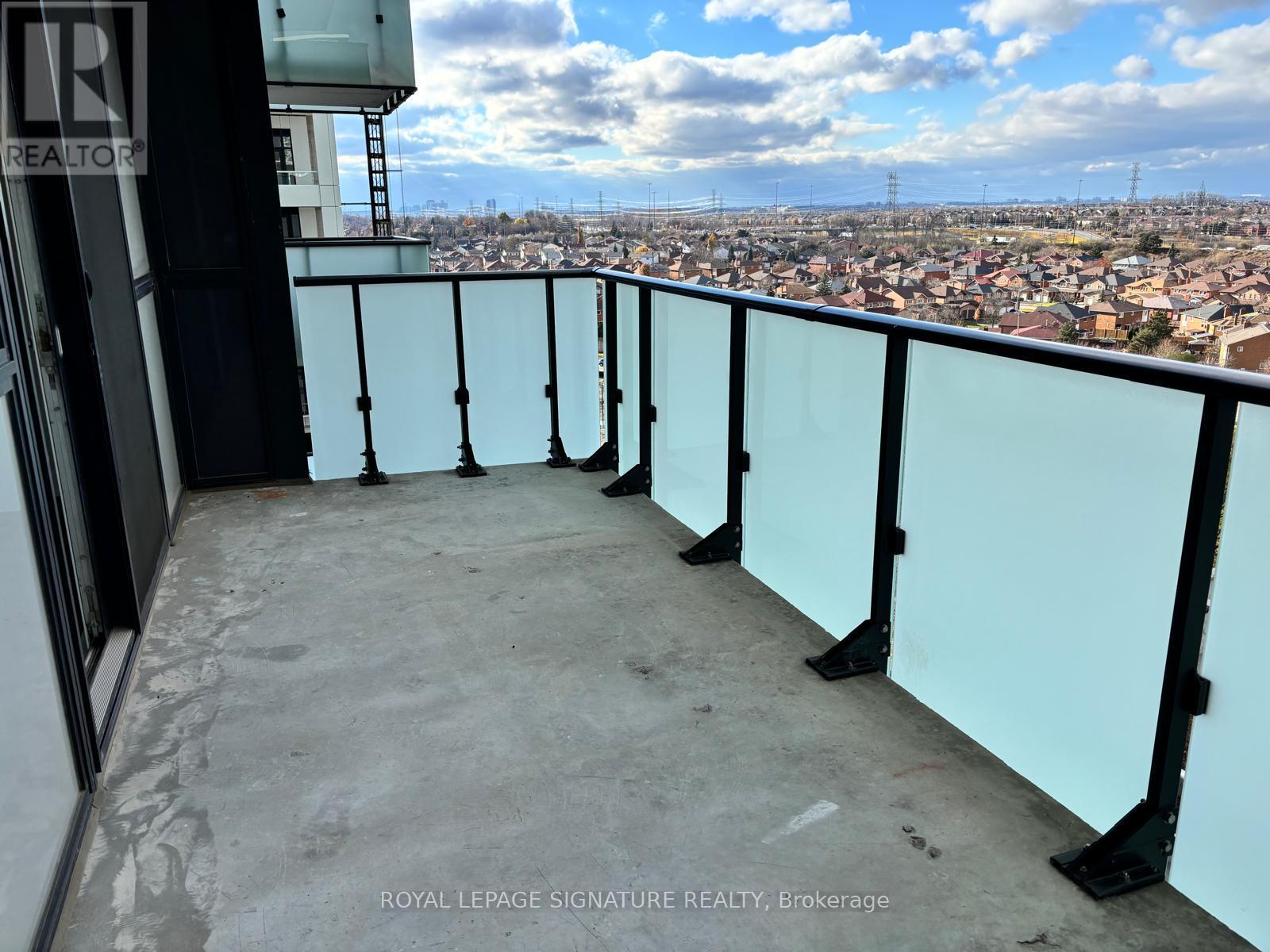 802 - 4130 Parkside Village Drive, Mississauga, Ontario  L5B 3M8 - Photo 10 - W12580092