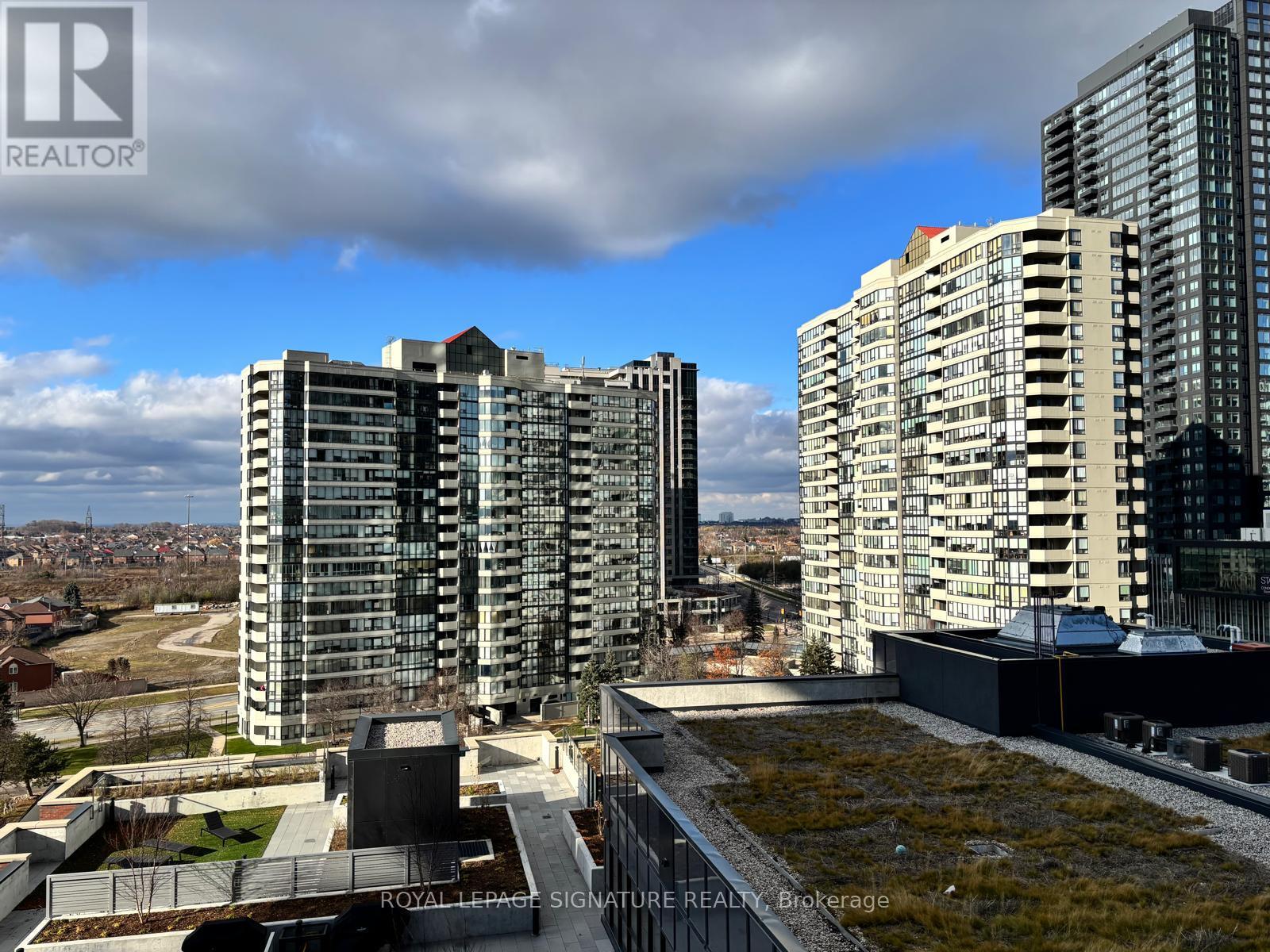 802 - 4130 Parkside Village Drive, Mississauga, Ontario  L5B 3M8 - Photo 12 - W12580092