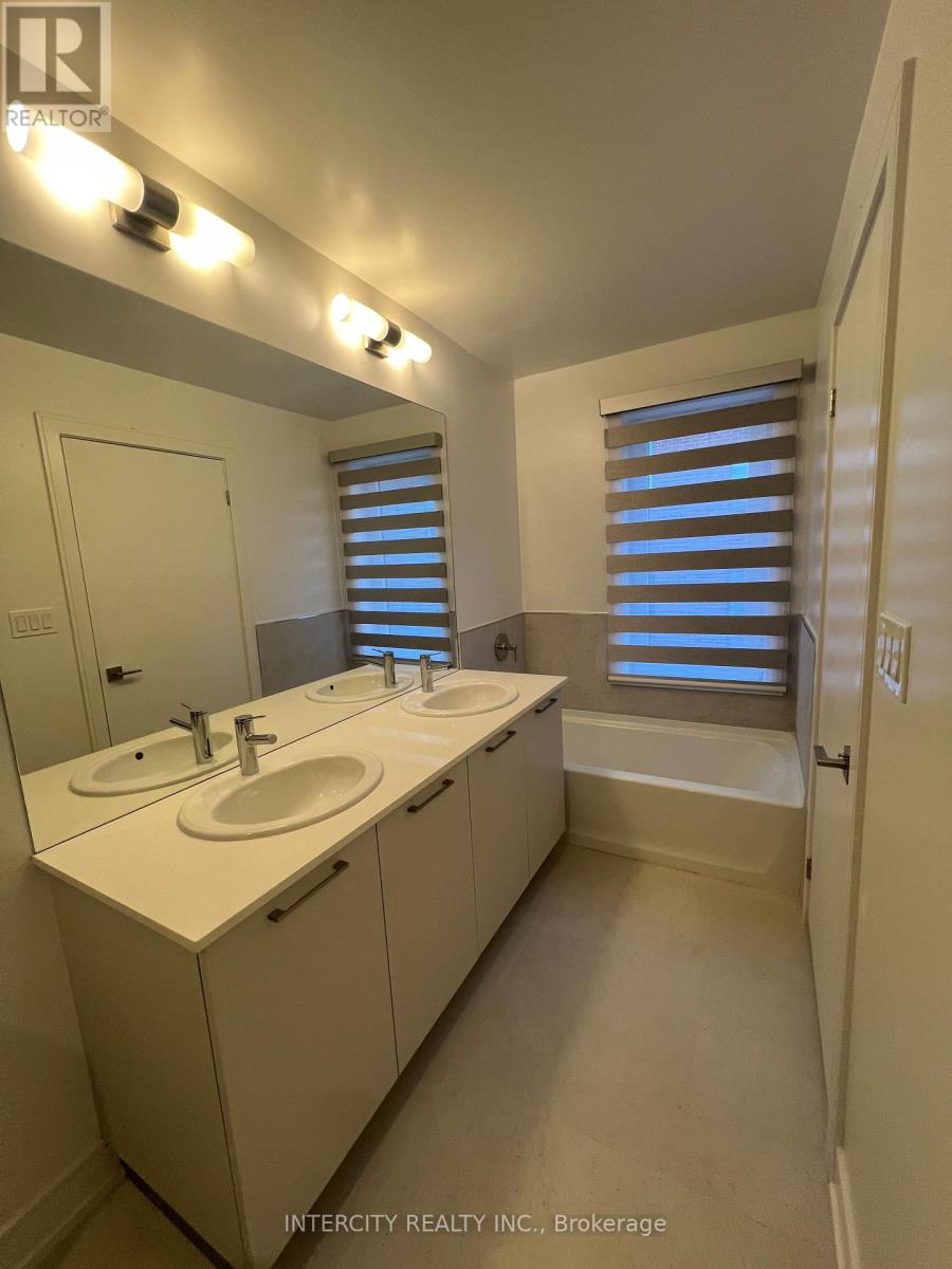 19 Desiree Place, Caledon, Ontario  L7E 2R7 - Photo 17 - W12580110