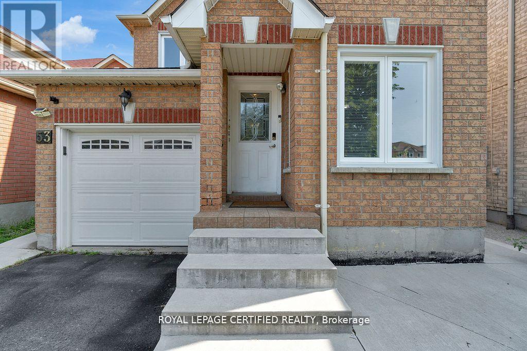 53 Chadwick Street, Brampton, Ontario  L6Y 4Y1 - Photo 4 - W12580116