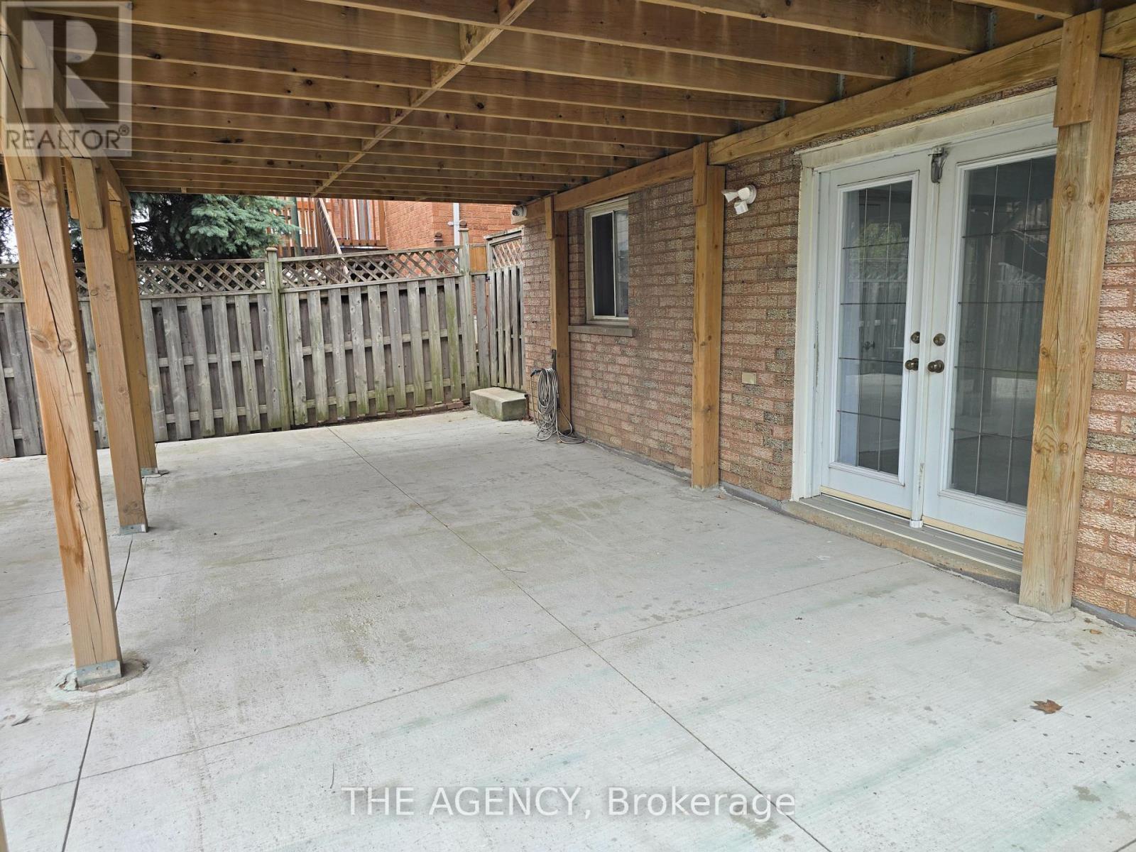 Lower - 139 Cinrickbar Drive, Toronto, Ontario  M9W 6W8 - Photo 12 - W12580166