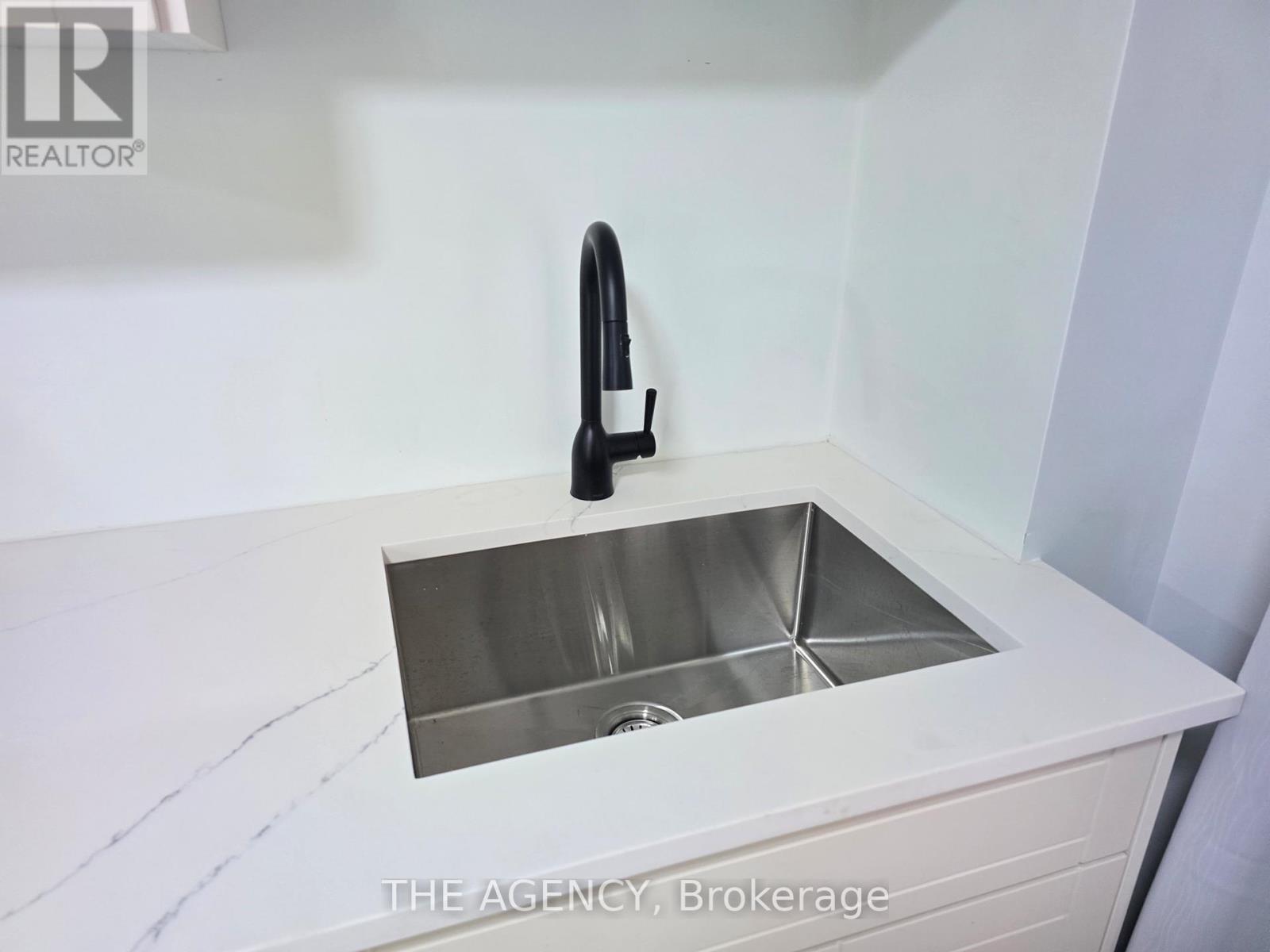 Lower - 139 Cinrickbar Drive, Toronto, Ontario  M9W 6W8 - Photo 3 - W12580166