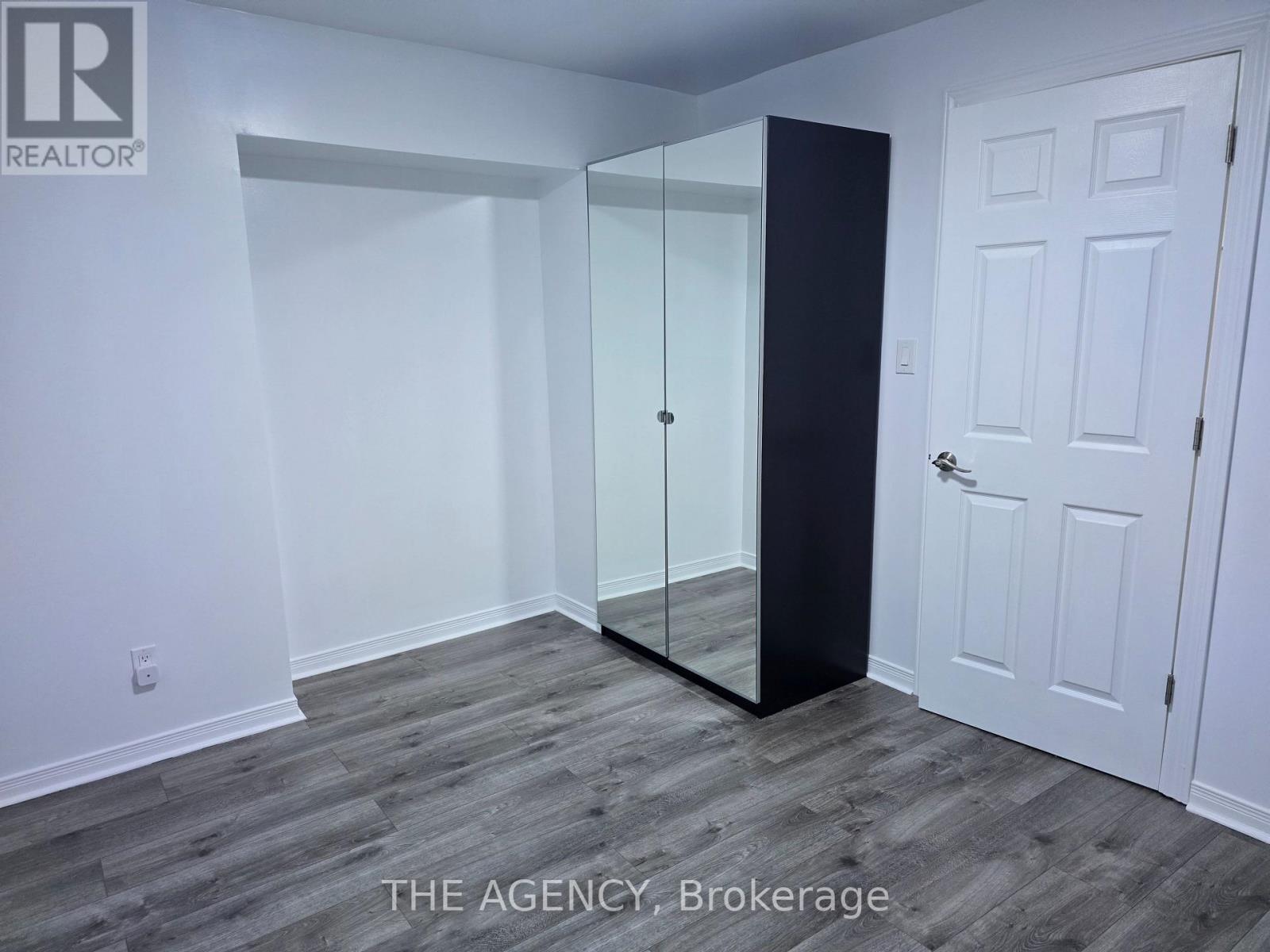 Lower - 139 Cinrickbar Drive, Toronto, Ontario  M9W 6W8 - Photo 7 - W12580166