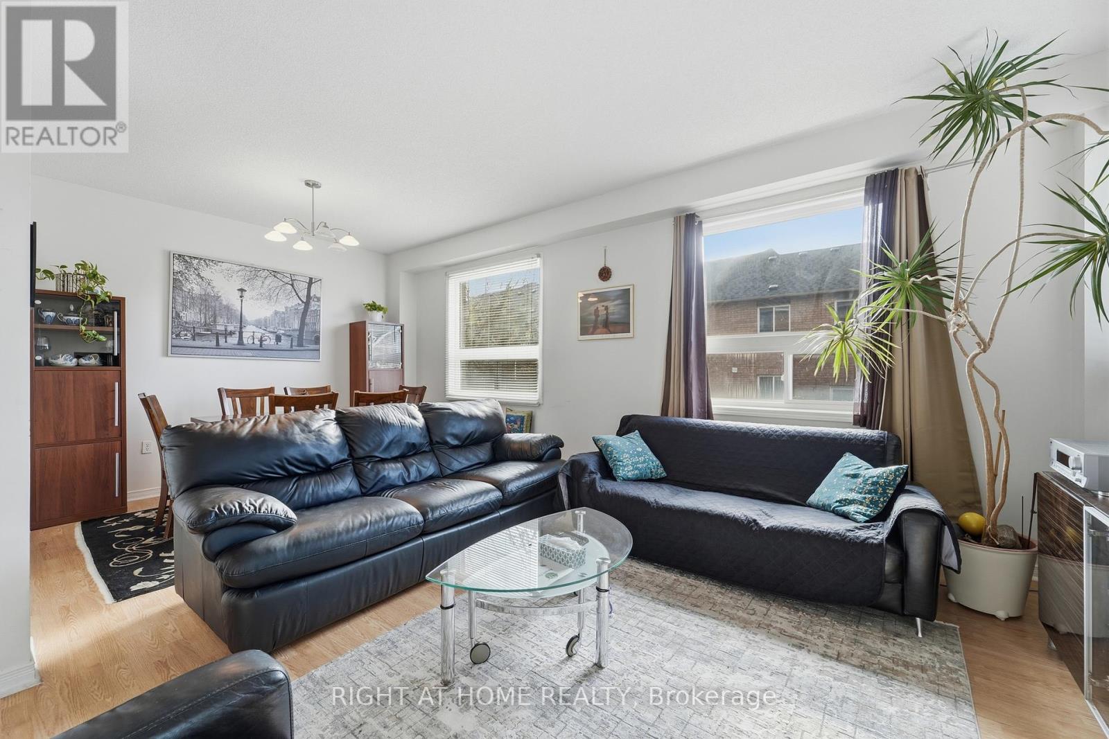 154 - 7155 Magistrate Terrace, Mississauga, Ontario  L5W 1Y9 - Photo 12 - W12580176