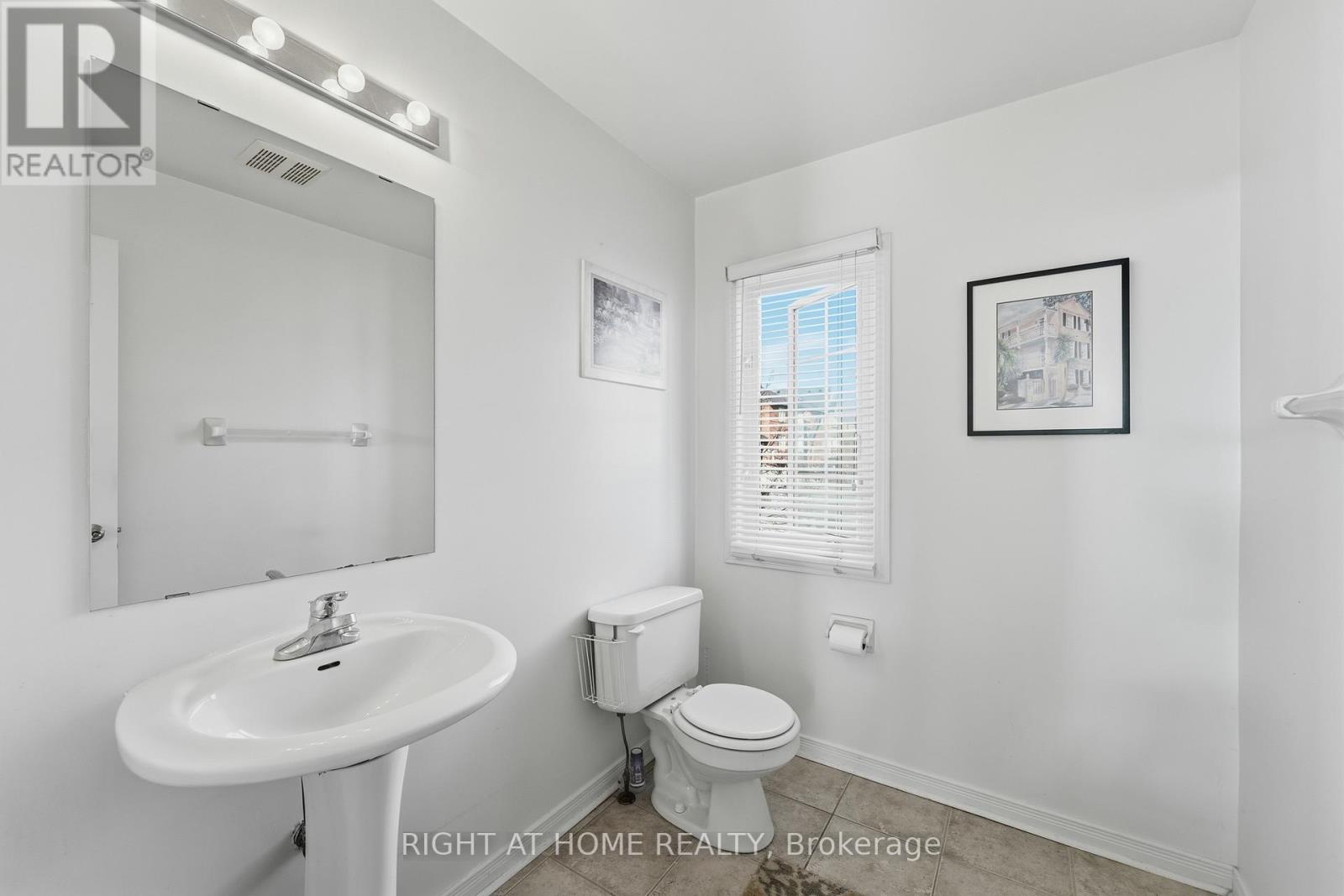 154 - 7155 Magistrate Terrace, Mississauga, Ontario  L5W 1Y9 - Photo 18 - W12580176