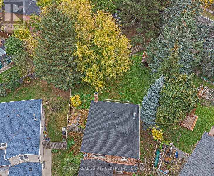 20 Mozart Crescent, Brampton, Ontario  L6Y 2W7 - Photo 13 - W12580210