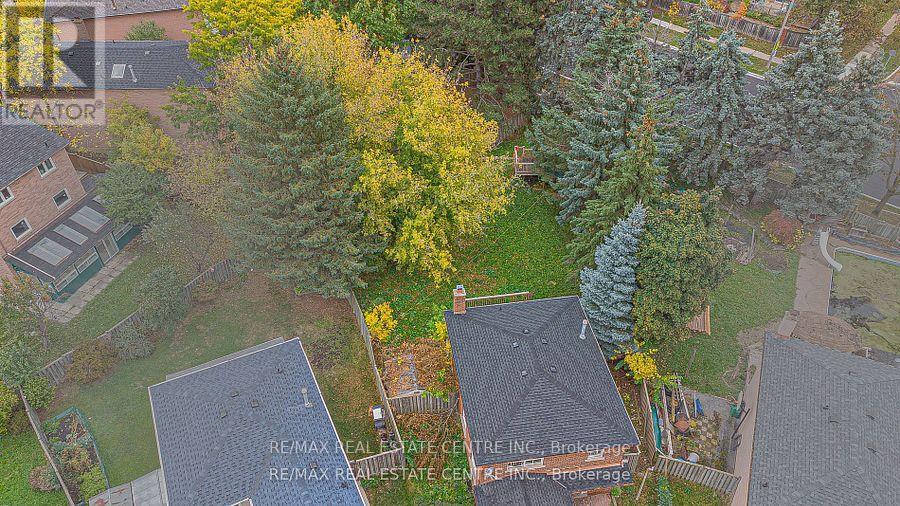 20 Mozart Crescent, Brampton, Ontario  L6Y 2W7 - Photo 14 - W12580210