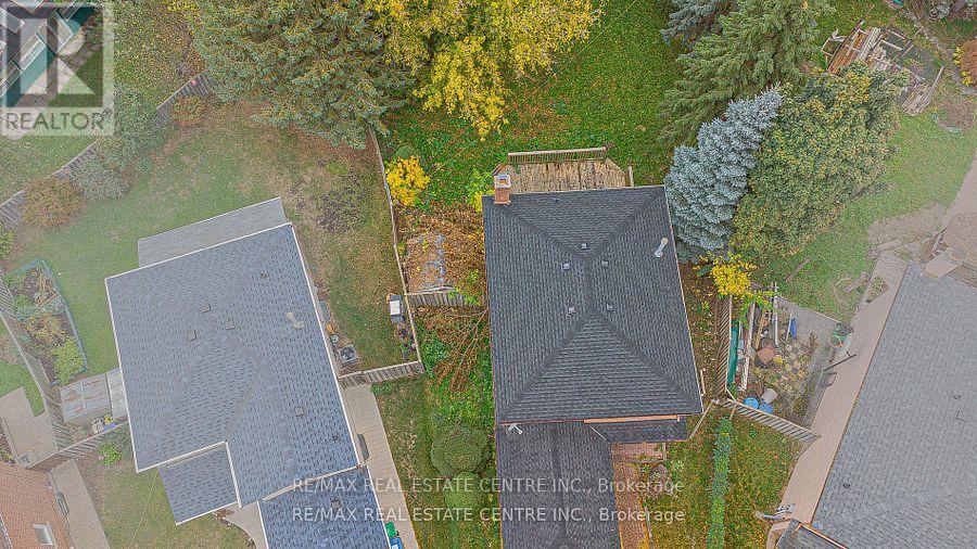 20 Mozart Crescent, Brampton, Ontario  L6Y 2W7 - Photo 17 - W12580210