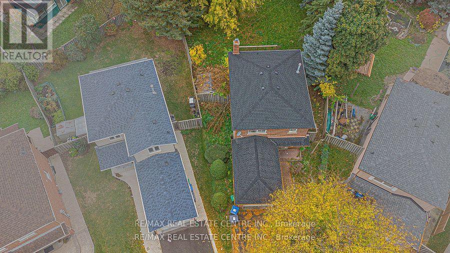 20 Mozart Crescent, Brampton, Ontario  L6Y 2W7 - Photo 19 - W12580210