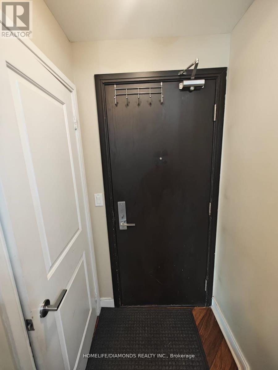 2208 - 70 Absolute Avenue, Mississauga, Ontario  L4Z 0A4 - Photo 4 - W12580234