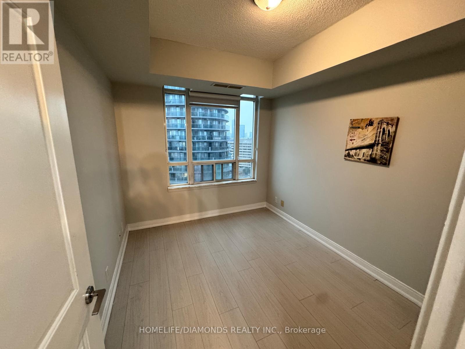2208 - 70 Absolute Avenue, Mississauga, Ontario  L4Z 0A4 - Photo 6 - W12580234