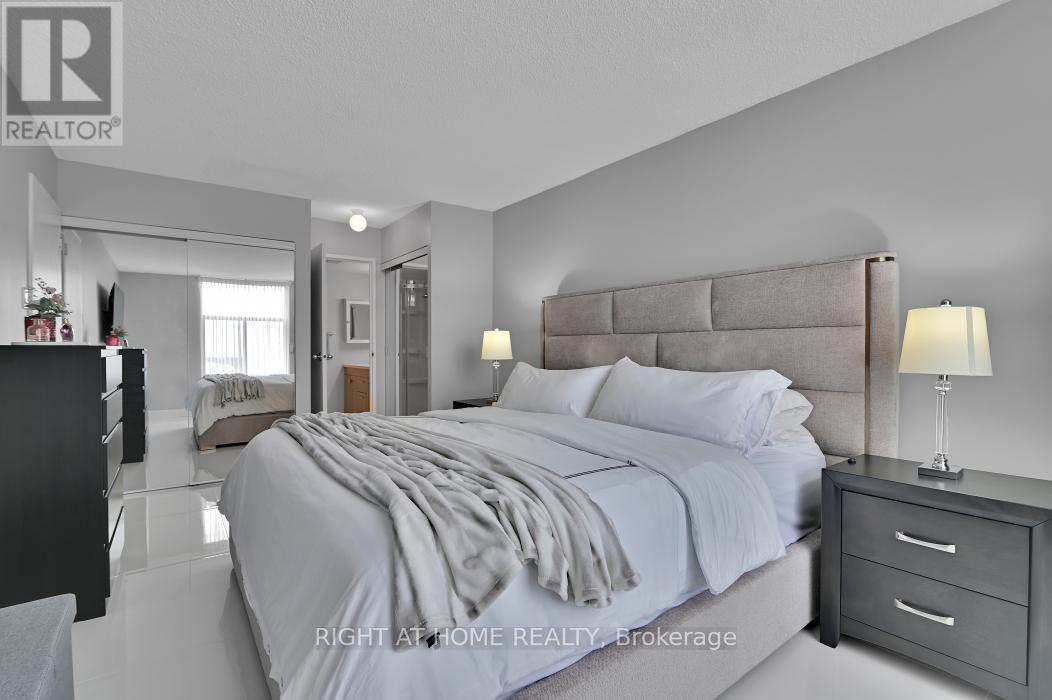 1703 - 2759 Carousel Crescent, Ottawa, Ontario  K1T 2N5 - Photo 15 - X12580278