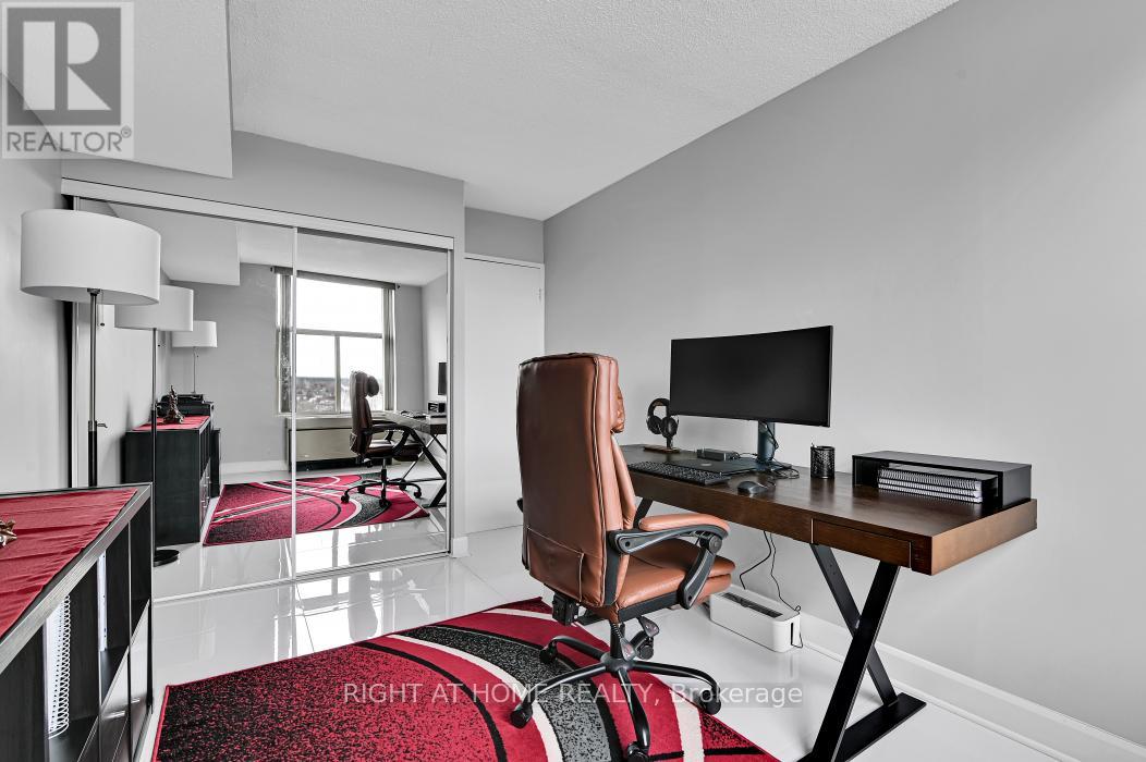 1703 - 2759 Carousel Crescent, Ottawa, Ontario  K1T 2N5 - Photo 18 - X12580278