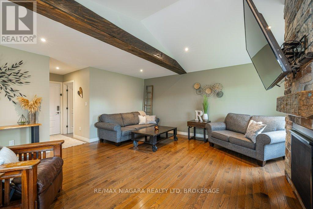 3246 Cedar Avenue, Fort Erie (Ridgeway), Ontario  L0S 1N0 - Photo 18 - X12580268