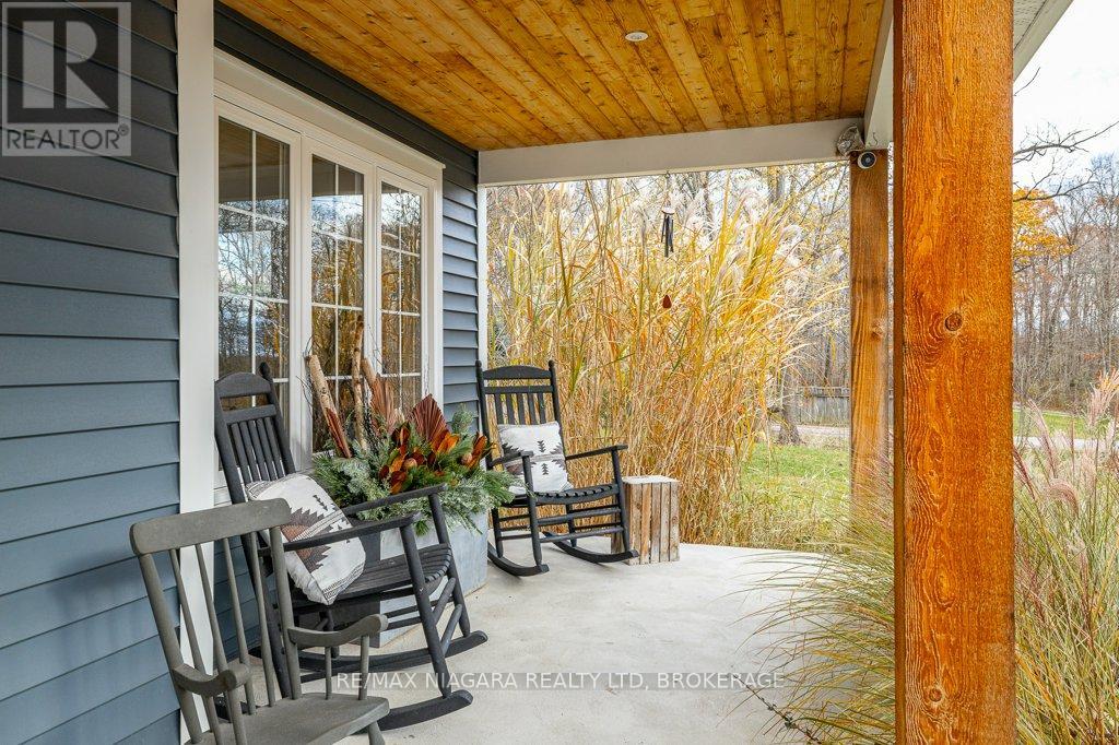 3246 Cedar Avenue, Fort Erie (Ridgeway), Ontario  L0S 1N0 - Photo 4 - X12580268