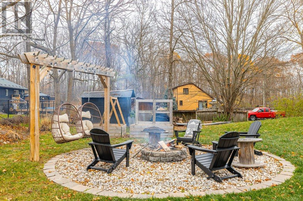 3246 Cedar Avenue, Fort Erie (Ridgeway), Ontario  L0S 1N0 - Photo 41 - X12580268