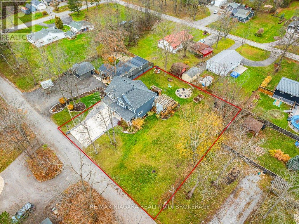 3246 Cedar Avenue, Fort Erie (Ridgeway), Ontario  L0S 1N0 - Photo 45 - X12580268