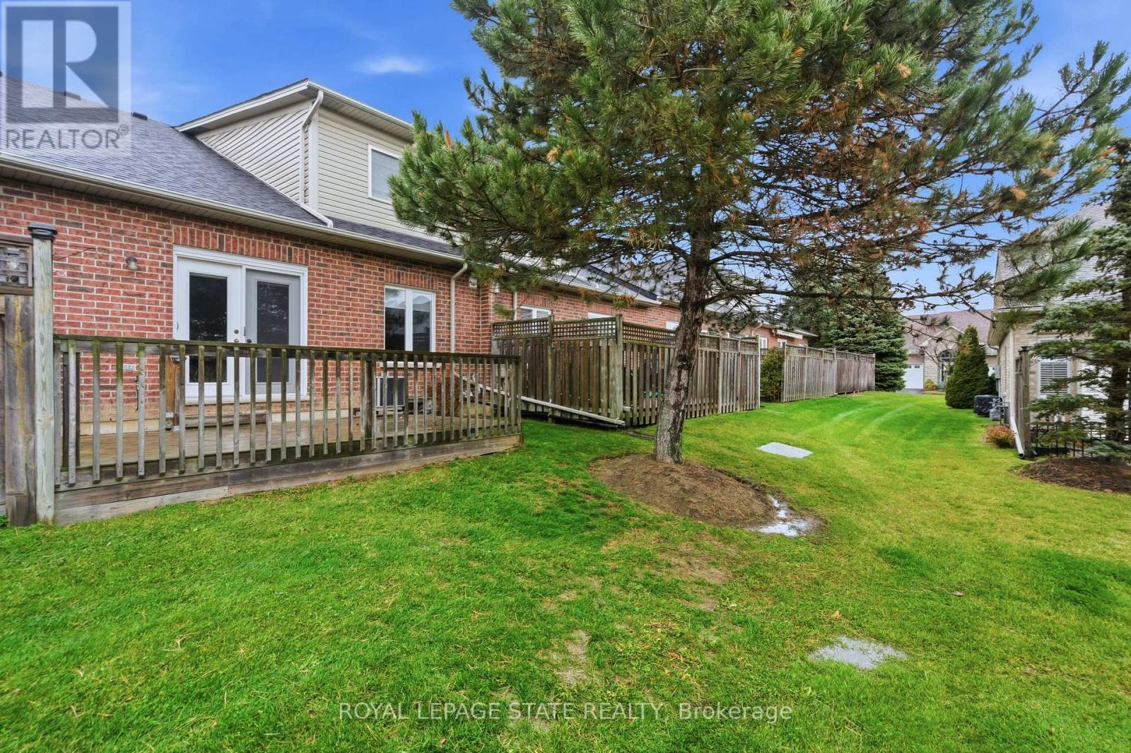 9 Manitoulin Trail, Hamilton, Ontario  L9B 2X8 - Photo 34 - X12543200