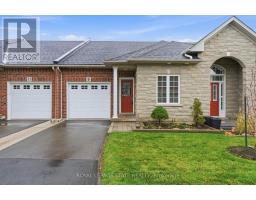 9 MANITOULIN TRAIL, Hamilton, Ontario