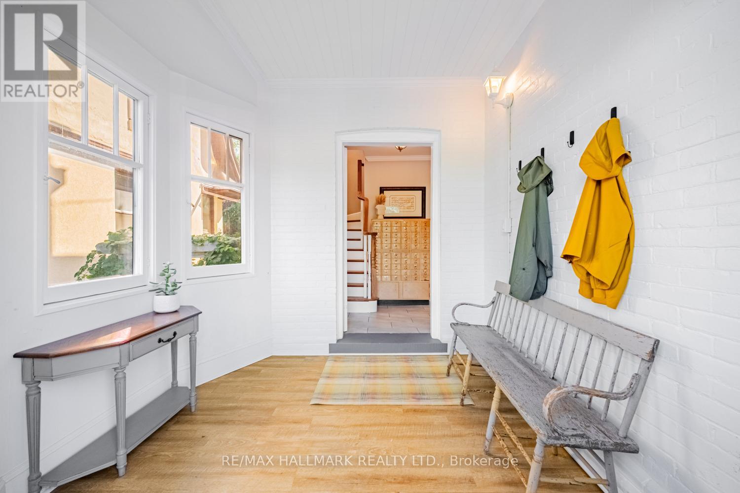 407 Aberdeen Avenue, Hamilton, Ontario  L8P 2R9 - Photo 5 - X12580124