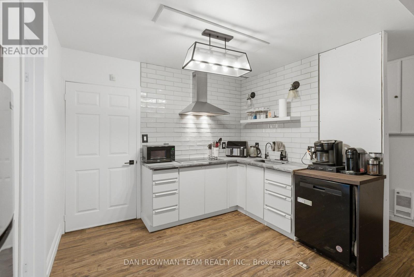 7 Oliver Court, Kawartha Lakes, Ontario  K9V 5V9 - Photo 37 - X12580132