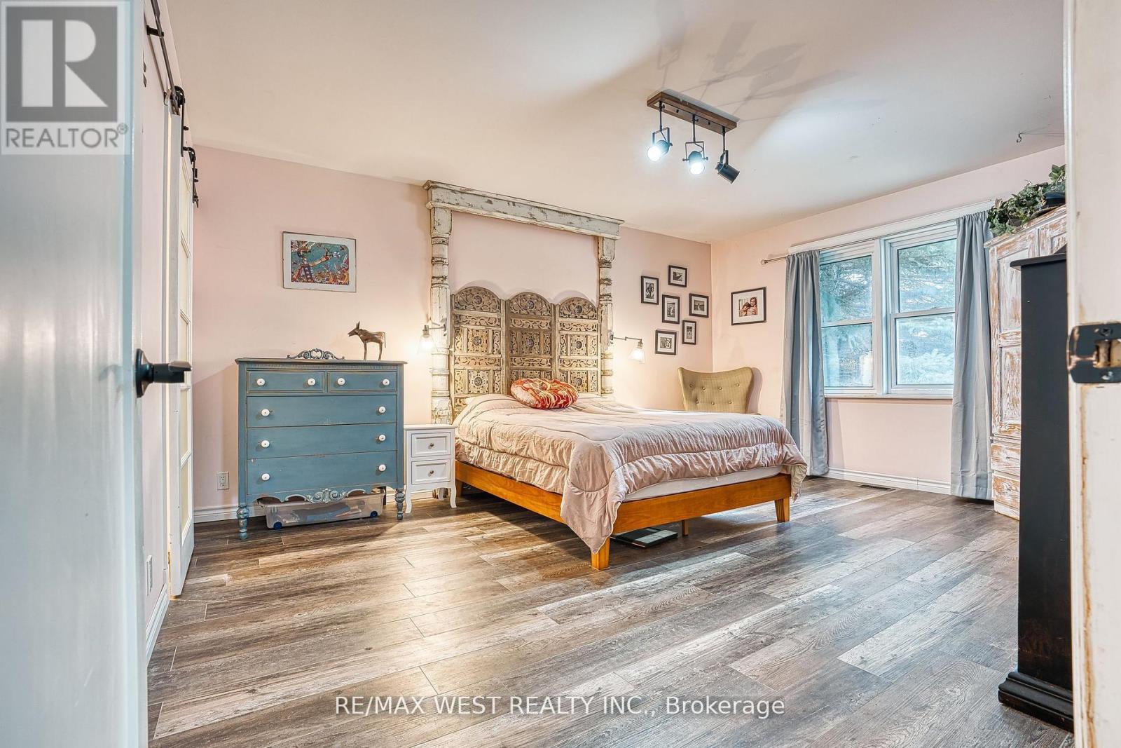 16 First Street W, Woolwich, Ontario  N3B 1H1 - Photo 8 - X12580174