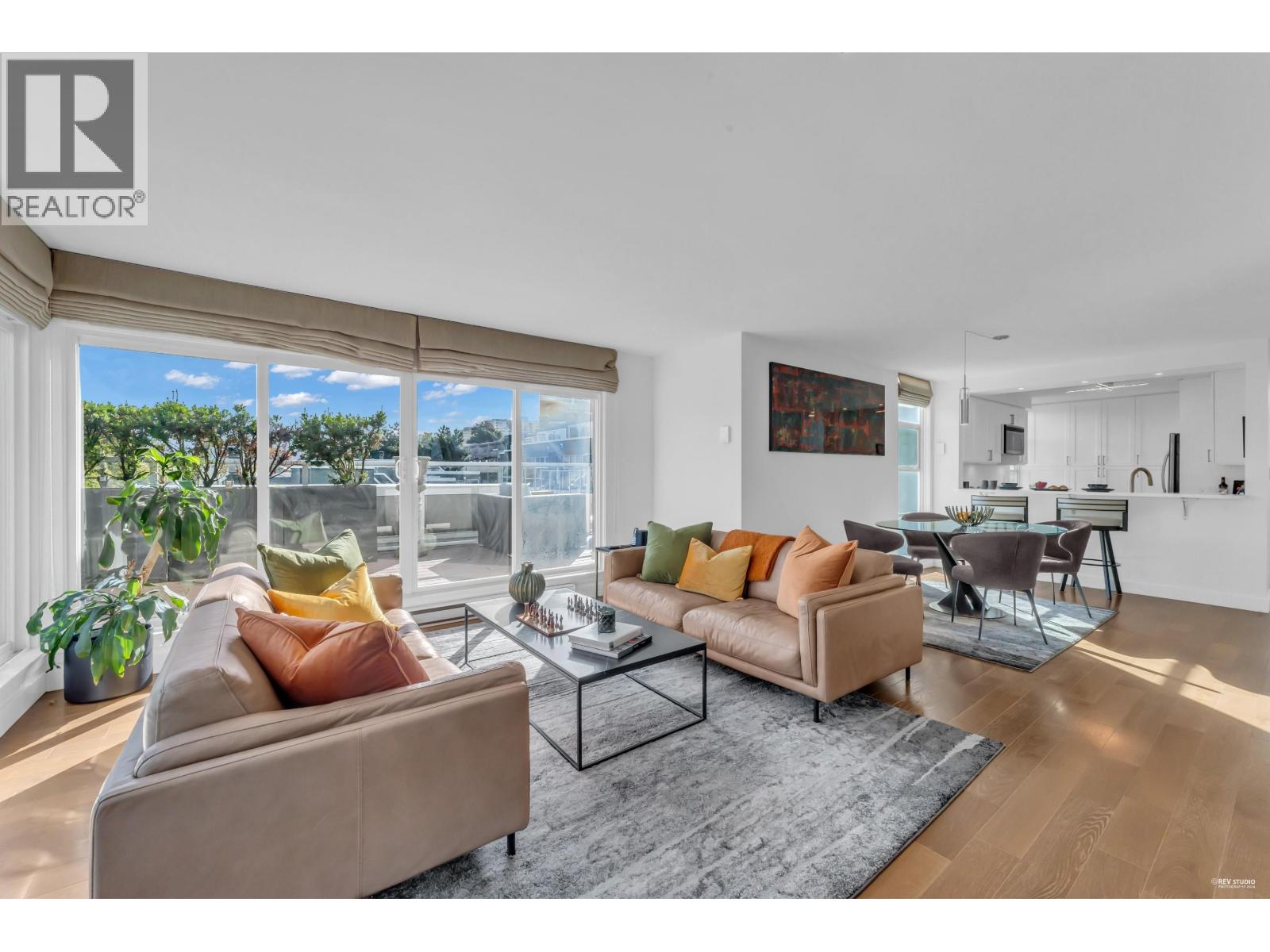 2243 Oak Street, Vancouver, British Columbia  V6H 3W6 - Photo 5 - R3070411