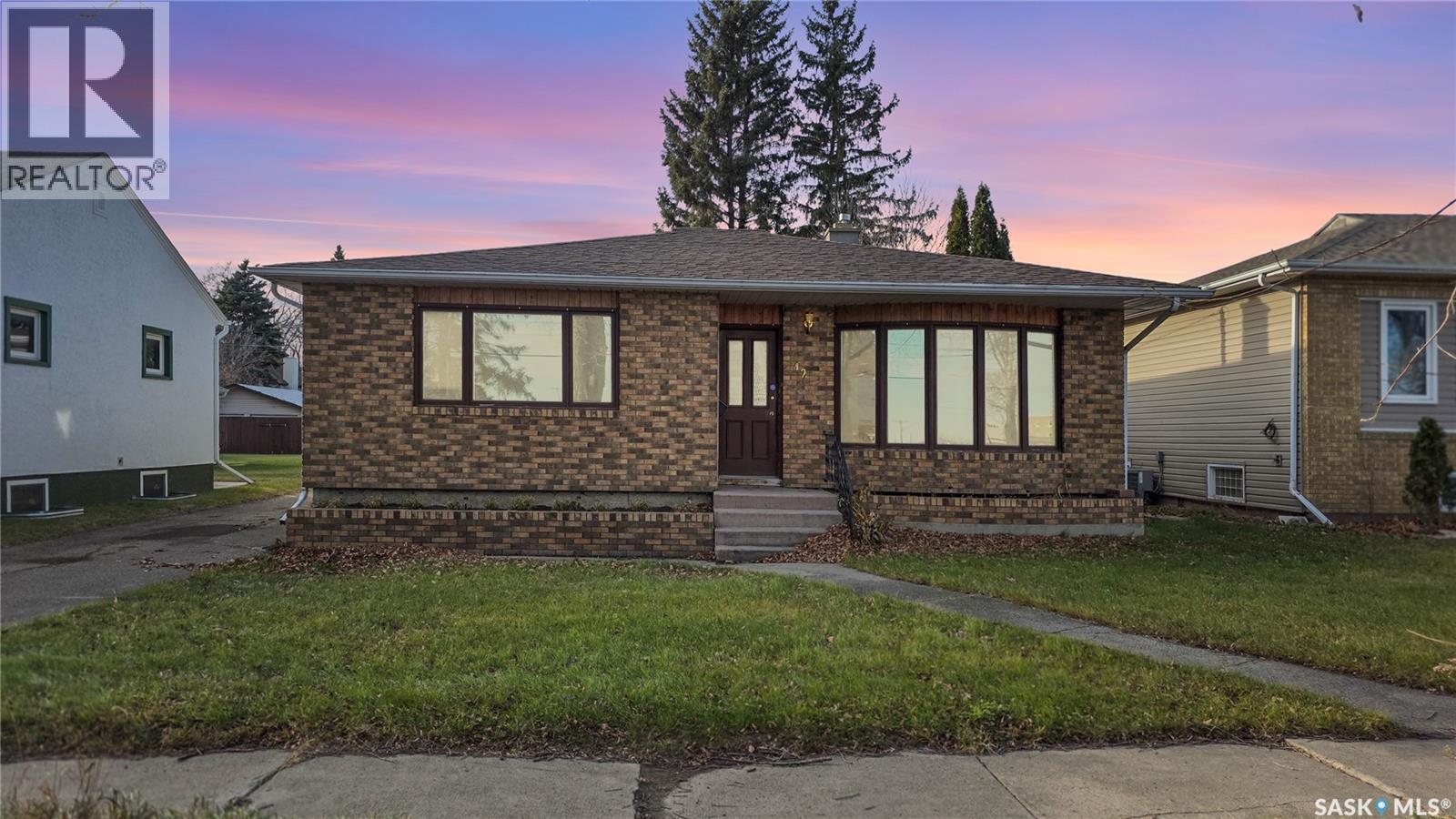 42 Tupper Avenue, Yorkton, Saskatchewan  S3N 1K9 - Photo 1 - SK024694