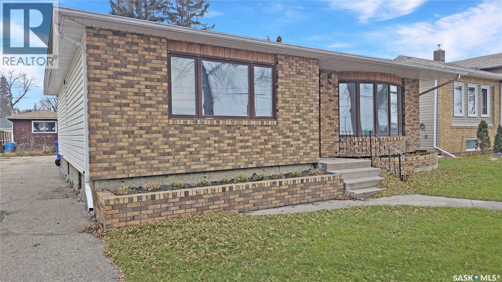 42 Tupper Avenue, Yorkton, Saskatchewan  S3N 1K9 - Photo 4 - SK024694