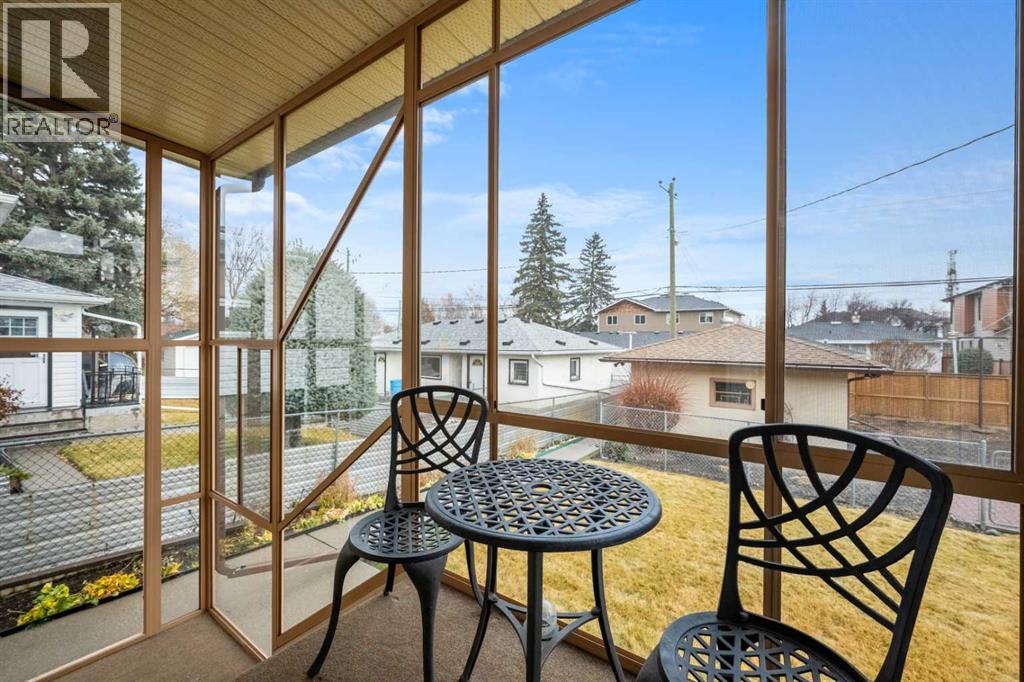 1228 Richland Road Ne, Calgary, Alberta  T2E 5M5 - Photo 4 - A2271735