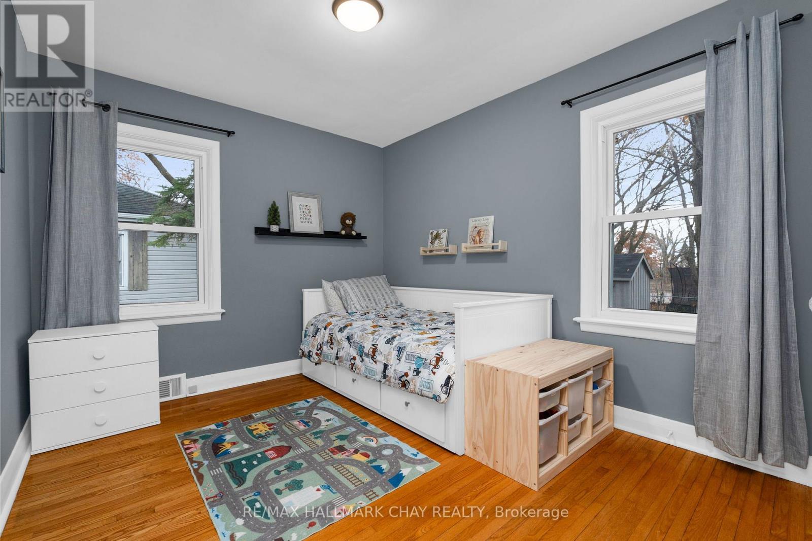 97 Napier Street, Barrie (Codrington), Ontario  L4M 1W6 - Photo 13 - S12580256