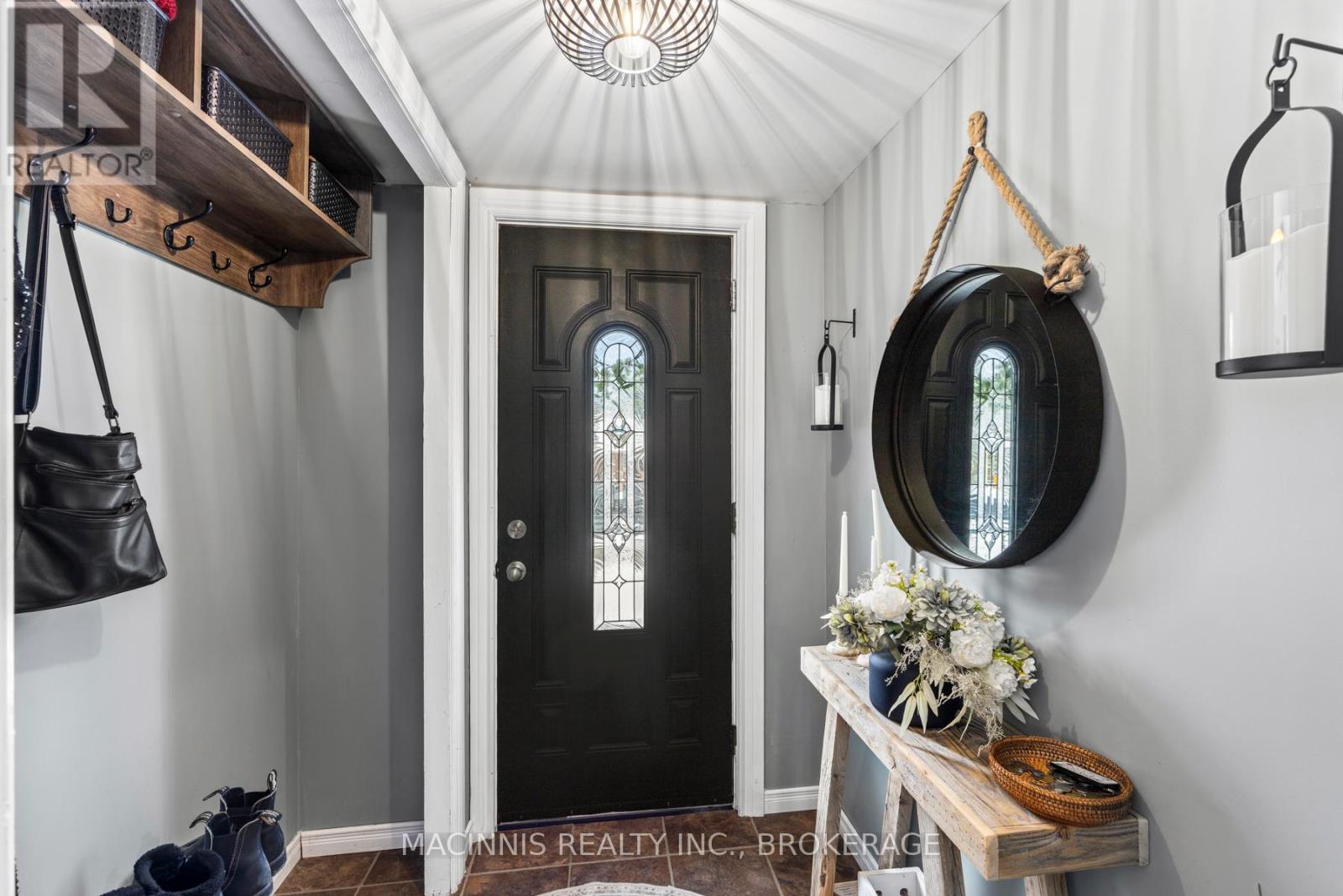 6196 Lakeview Drive, Frontenac, Ontario  K0H 2W0 - Photo 5 - X12580328