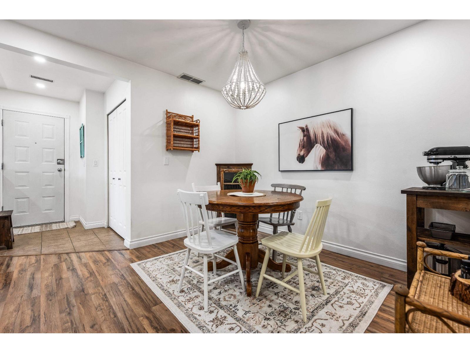 813 34909 Old Yale Road, Abbotsford, British Columbia  V3G 2E7 - Photo 7 - R3070369