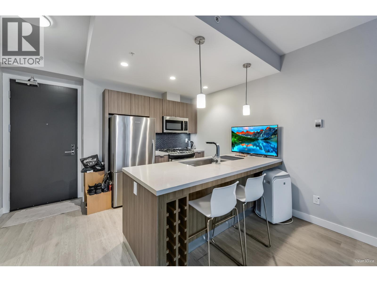 904 1788 Ontario Street, Vancouver, British Columbia  V5T 0E3 - Photo 4 - R3068210