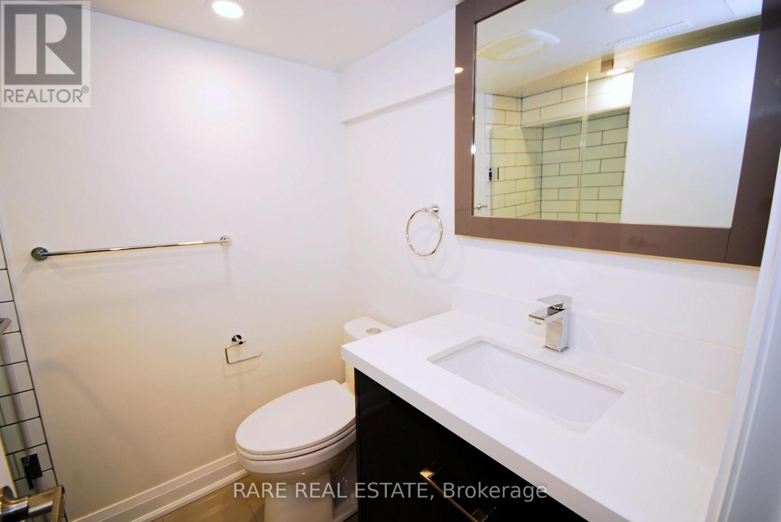 779 Dovercourt Road, Toronto, Ontario  M6H 2X1 - Photo 5 - W12580246