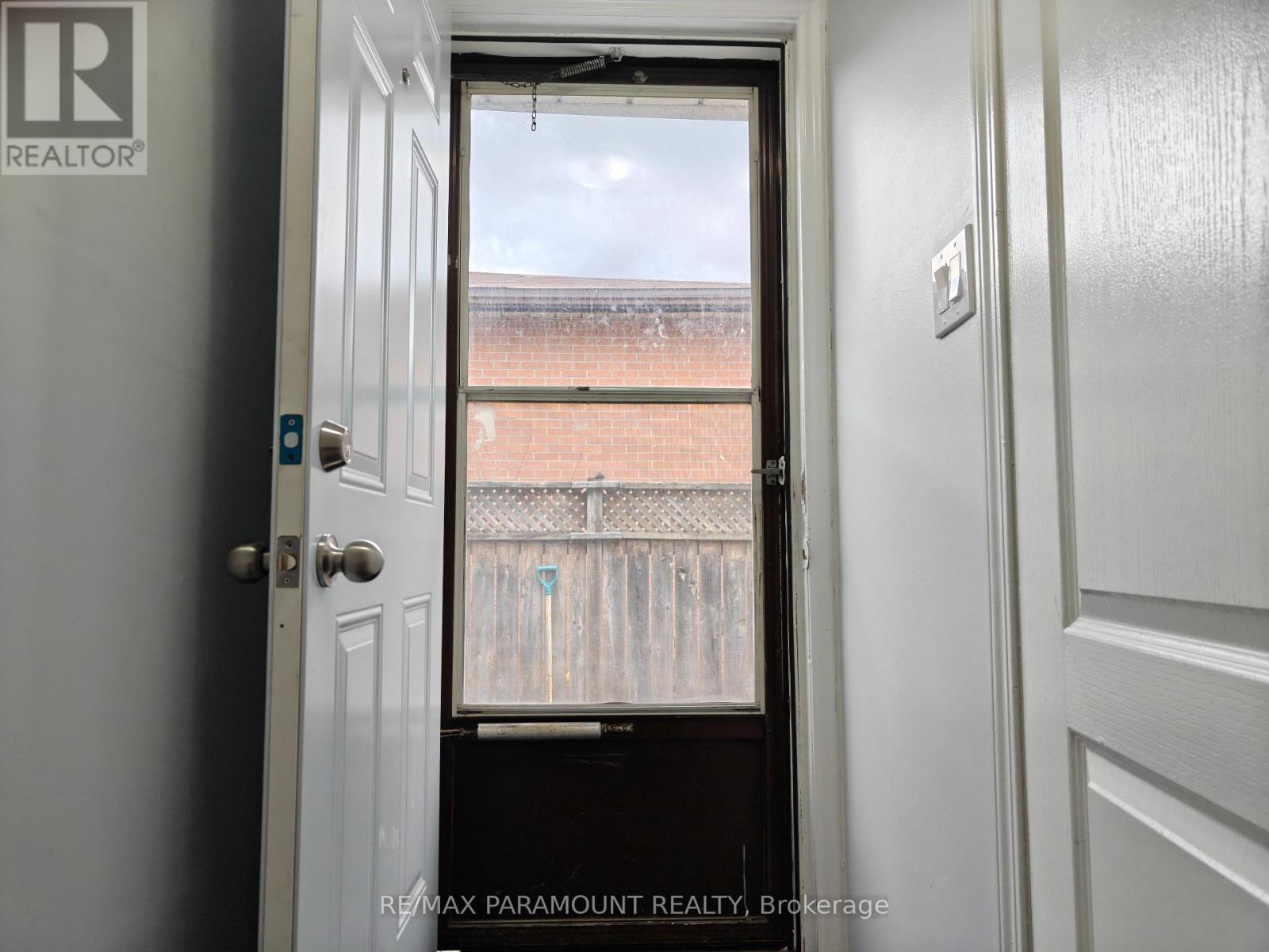 3447 Monica Drive, Mississauga, Ontario  L4T 3E6 - Photo 26 - W12580266