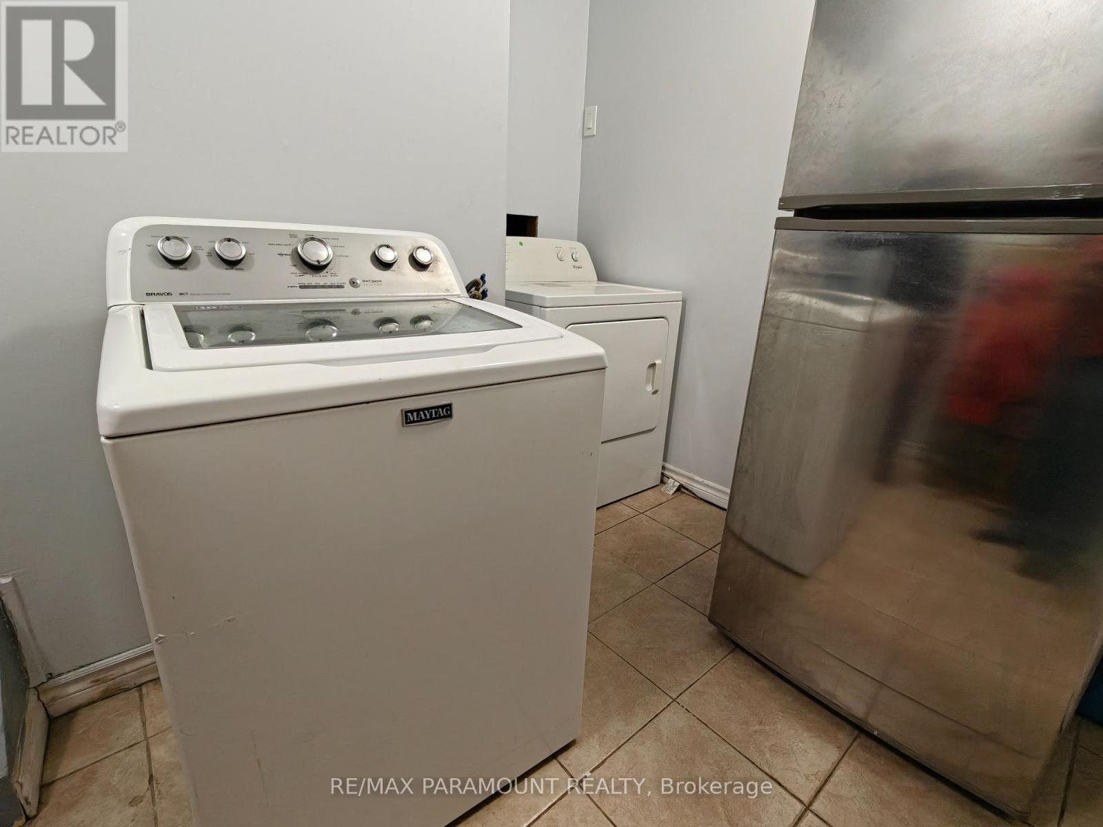 3447 Monica Drive, Mississauga, Ontario  L4T 3E6 - Photo 27 - W12580266