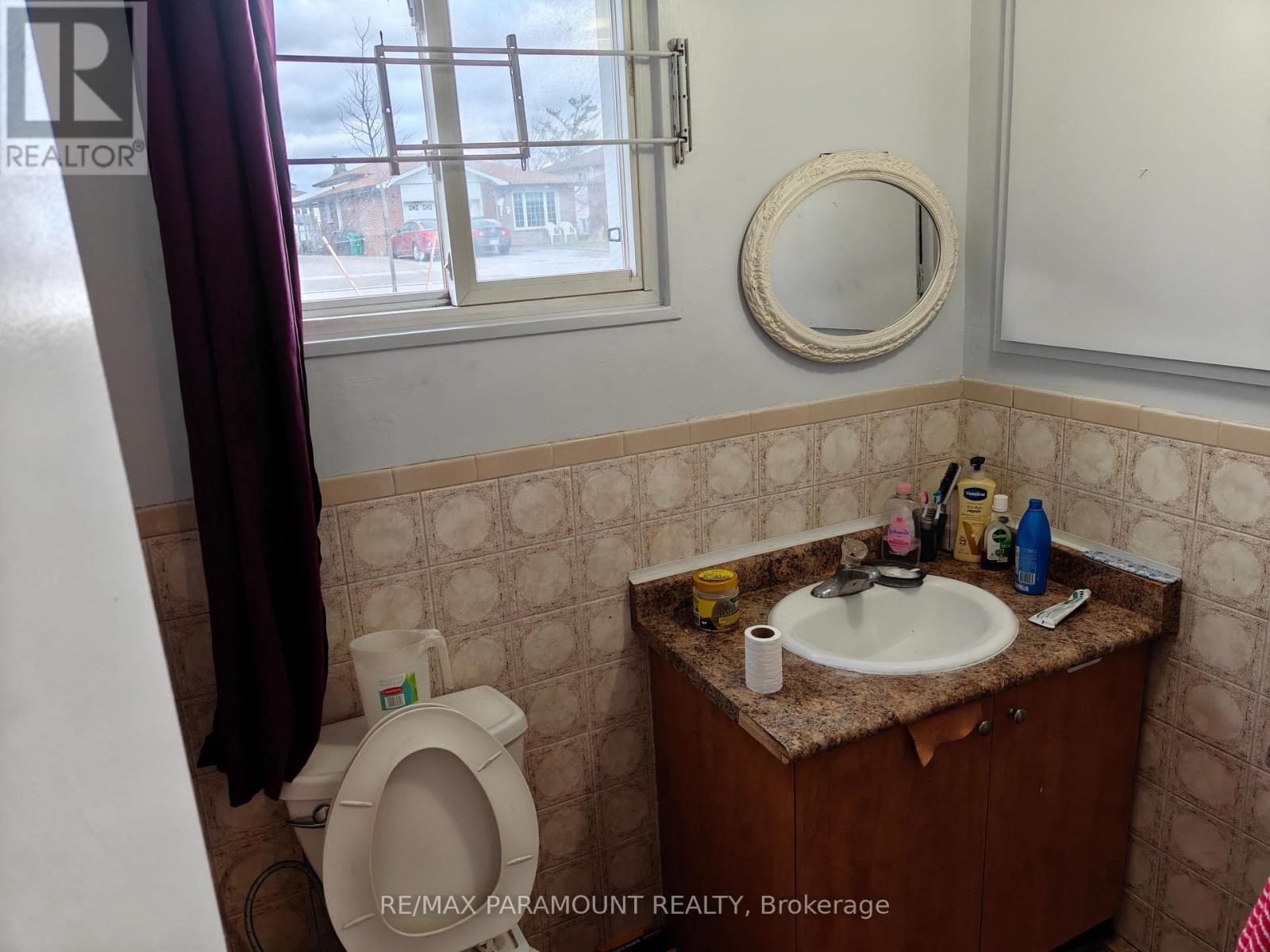 3447 Monica Drive, Mississauga, Ontario  L4T 3E6 - Photo 33 - W12580266