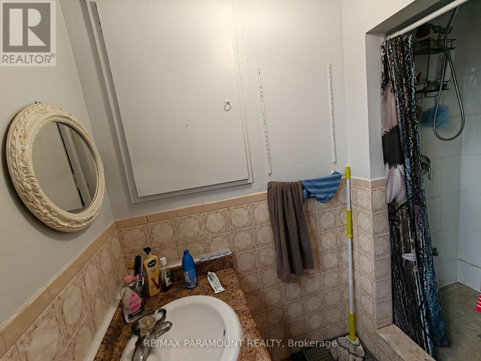 3447 Monica Drive, Mississauga, Ontario  L4T 3E6 - Photo 34 - W12580266