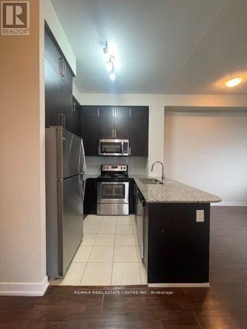 1007 - 840 Queens Plate, Toronto, Ontario  M9W 0E7 - Photo 6 - W12580270